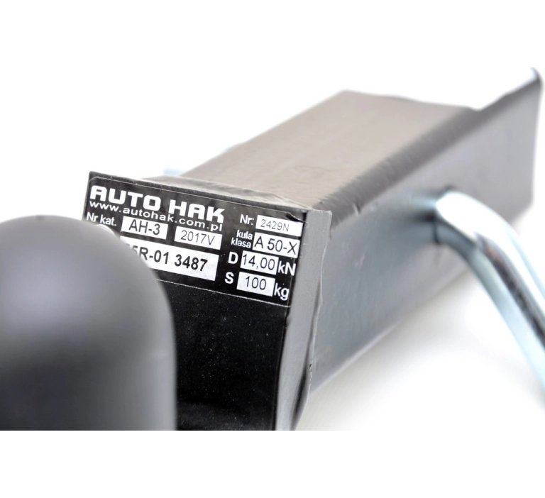Adapter usa kula z przetyczką Autohak AH-3