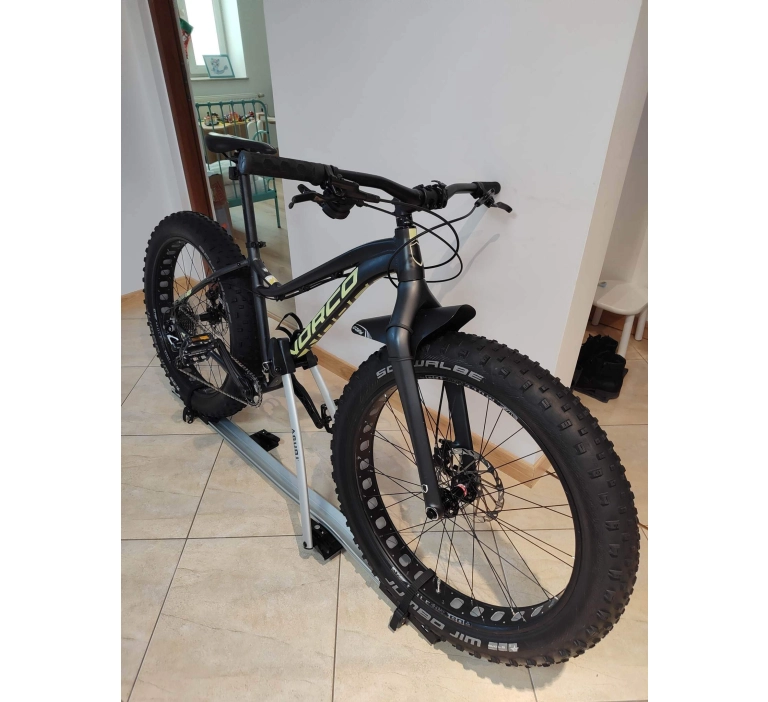 Uchwyt rowerowy AGURI Acuda III Silver