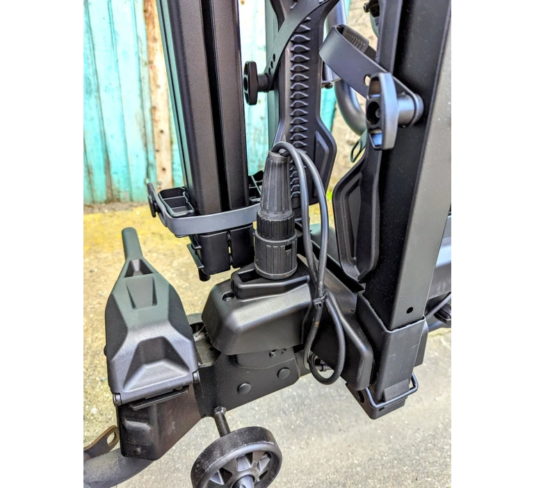 Bagażnik na hak dla 3 rowerów BuzzRack Scorpion PRO 3 | E-BIKE