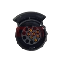 Adapter instalacji haka holowniczego z gniazda 7 na wtyczkę 13 pin firmy Martec kod AM7-13