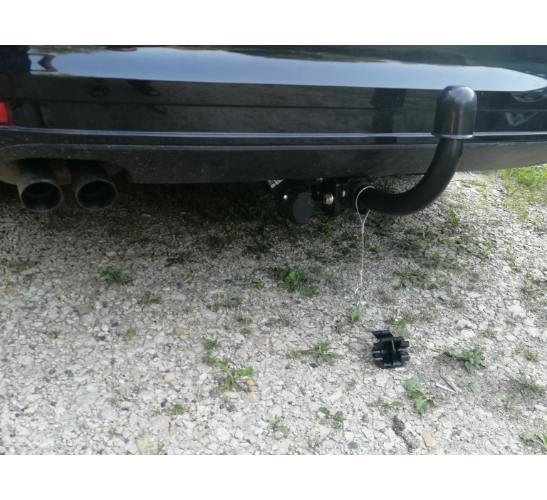 Hak holowniczy VW Jetta IV sedan 2011-